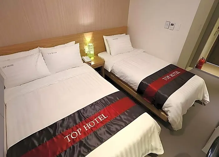 & Aparthotel