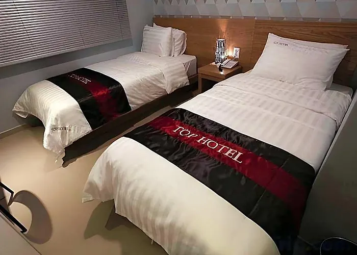 Aparthotel & 3*