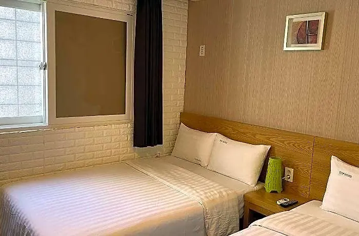 & Aparthotel 3*