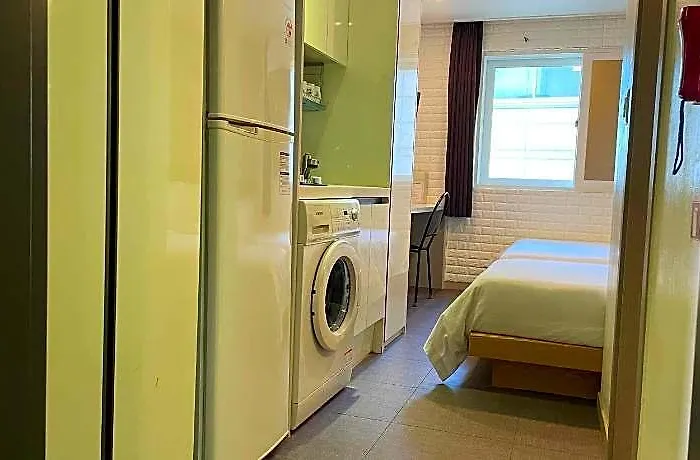 & Aparthotel 3*