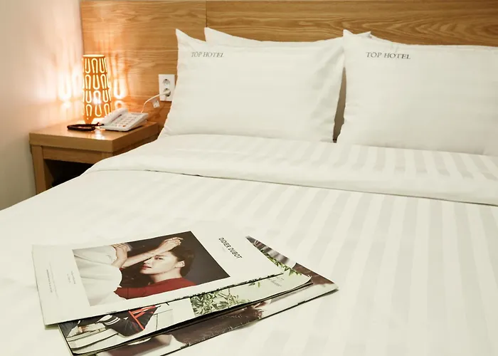 Aparthotel & 3*