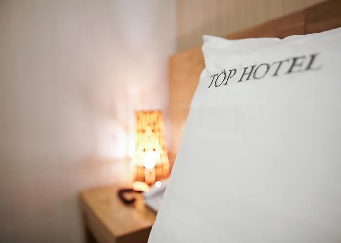 & Aparthotel