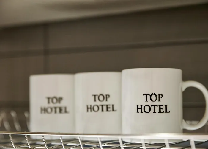 & Aparthotel